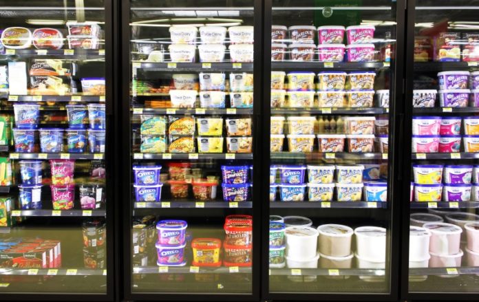 https://www.refrigeratedfrozenfood.com/ext/resources/Case-Studies/Products4/Viking-Cold-Thermal-Energy-Storage-grocery-freezer-feature.jpg?t=1516211700&width=696