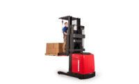 Raymond Model 5300 orderpicker